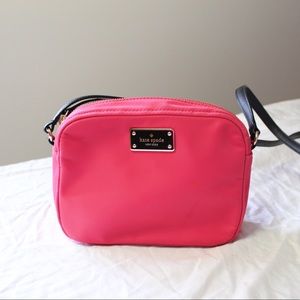 🌟🎉 Kate Spade Hot Pink Nylon Crossbody 🌟🎉